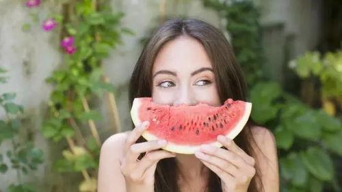 妈妈孩子吃瓜视频