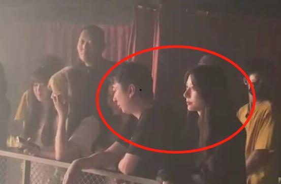 网友拍到网红吃瓜视频怎么处理